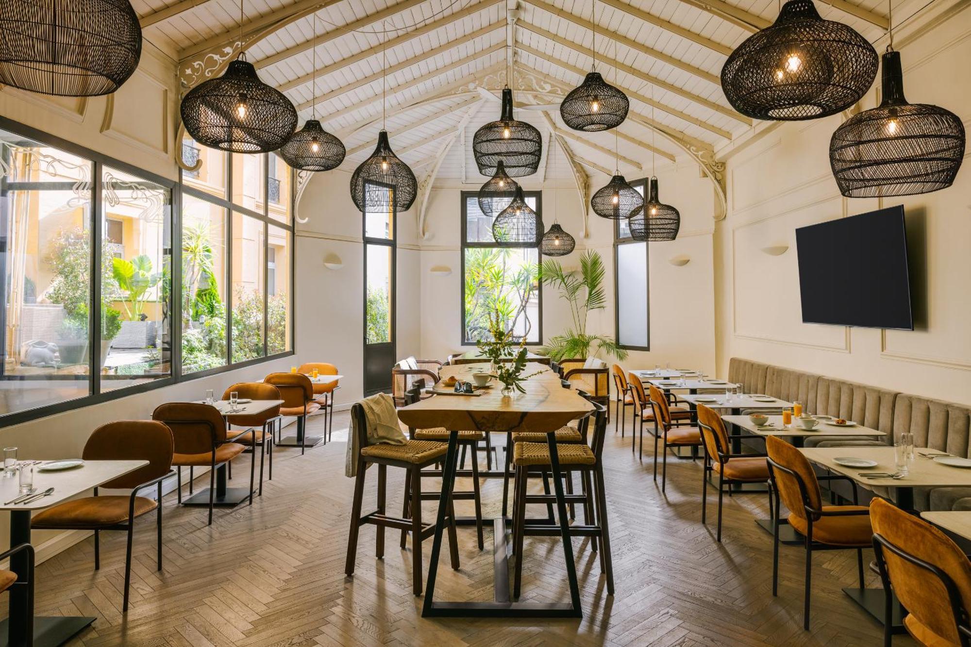 Yelo Lumiere Powered By Sonder Hotel Cannes Exterior photo
